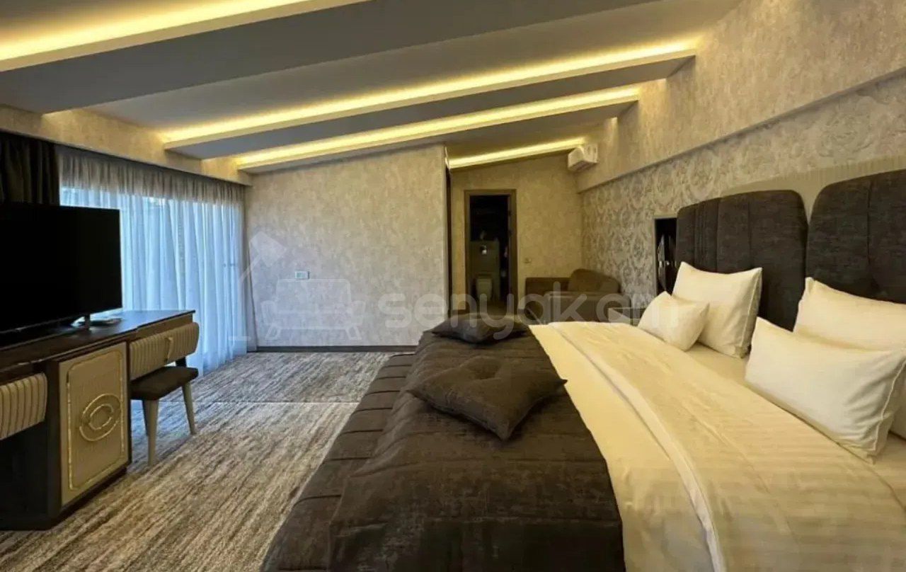 4 Սենյականոց Բնակարան, 180քմ, 11/11 հարկ, Դիզայներական Վերանորոգված, Կահավորված, Արևկող