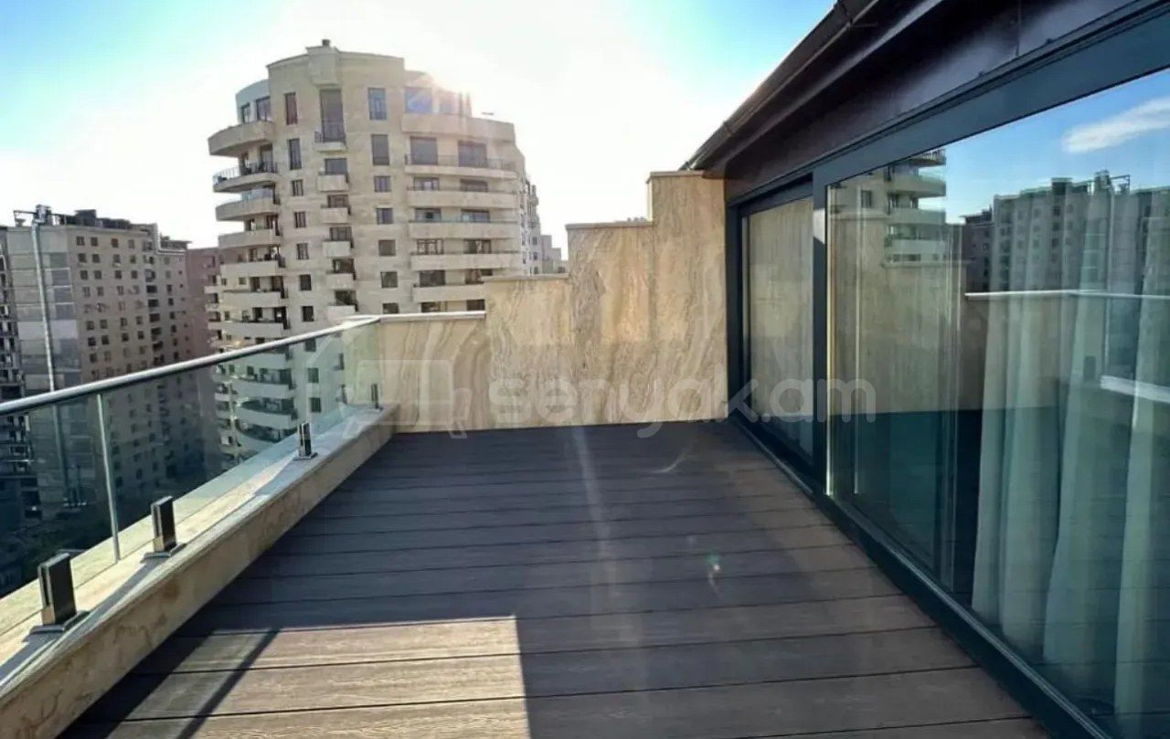 4 Սենյականոց Բնակարան, 180քմ, 11/11 հարկ, Դիզայներական Վերանորոգված, Կահավորված, Արևկող