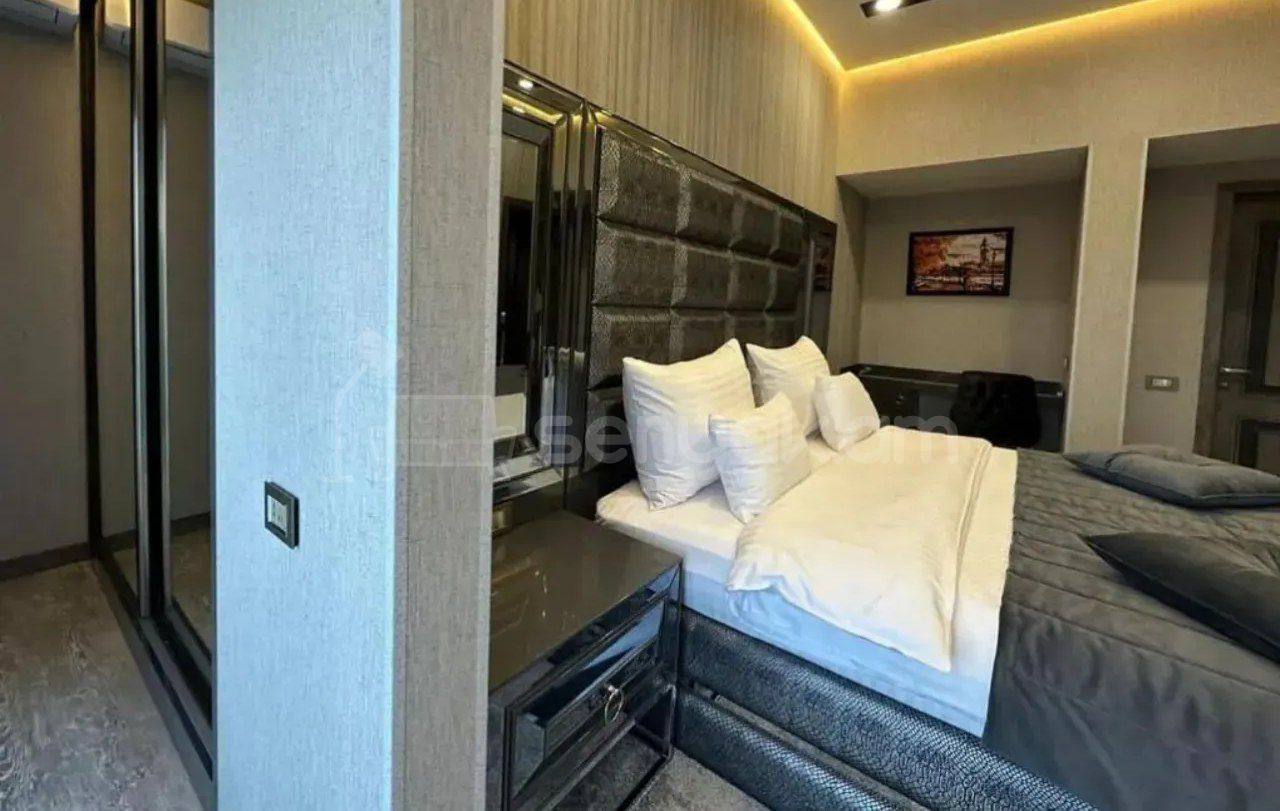 4 Սենյականոց Բնակարան, 180քմ, 11/11 հարկ, Դիզայներական Վերանորոգված, Կահավորված, Արևկող