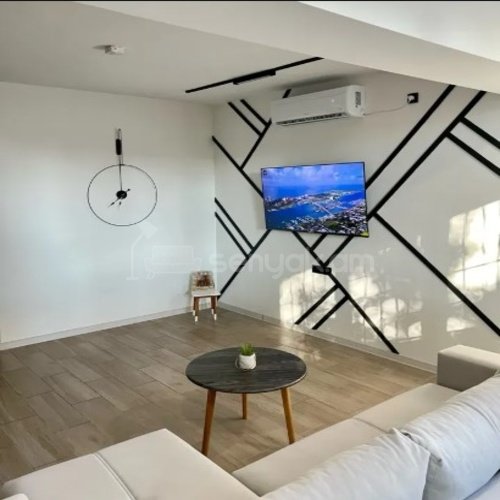 2 Սենյականոց Բնակարան Քարե Շենքում, 50քմ, 1/5 հարկ, Կապիտալ Վերանորոգված