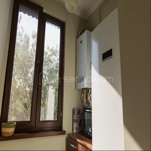 2 Սենյականոց Բնակարան Քարե Շենքում, 46քմ, 4/5 հարկ, Կոսմետիկ Վերանորոգված