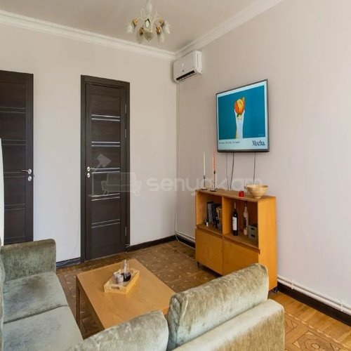 2 Սենյականոց Բնակարան Քարե Շենքում, 46քմ, 4/5 հարկ, Կոսմետիկ Վերանորոգված