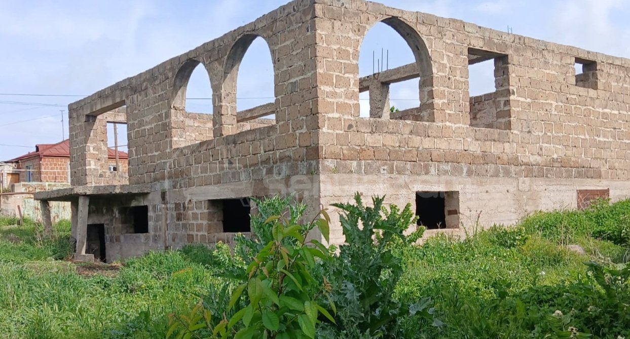 Բնակելի Նշանակության Հողատարածք, 1150քմ, Խմելու Ջրով, Էլեկտրականությամբ, Պարսպապատ