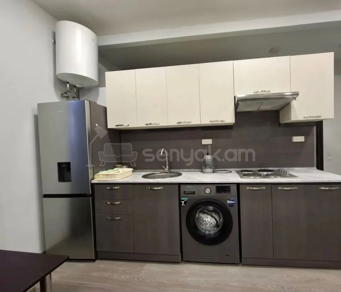 2 Սենյականոց Բնակարան Քարե Շենքում, 40քմ, 2/4 հարկ, Կապիտալ Վերանորոգված, Կահավորված