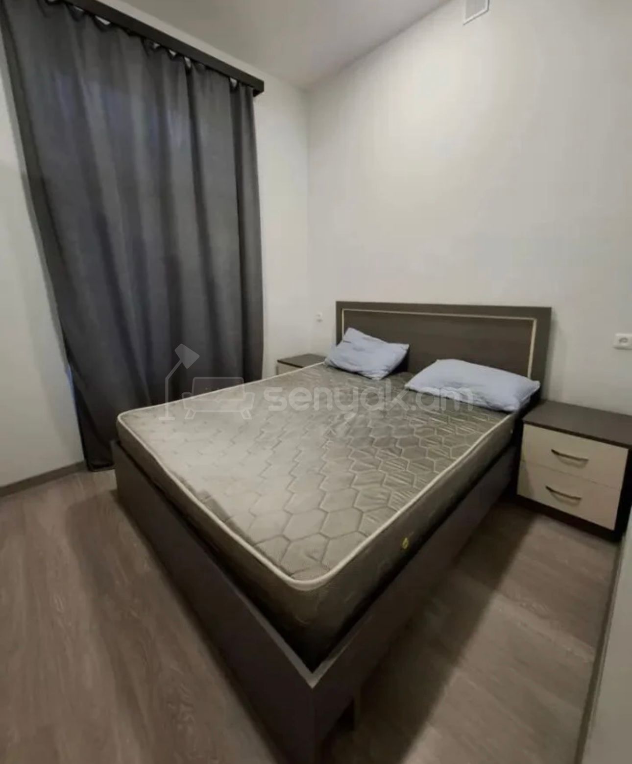 2 Սենյականոց Բնակարան Քարե Շենքում, 40քմ, 2/4 հարկ, Կապիտալ Վերանորոգված, Կահավորված