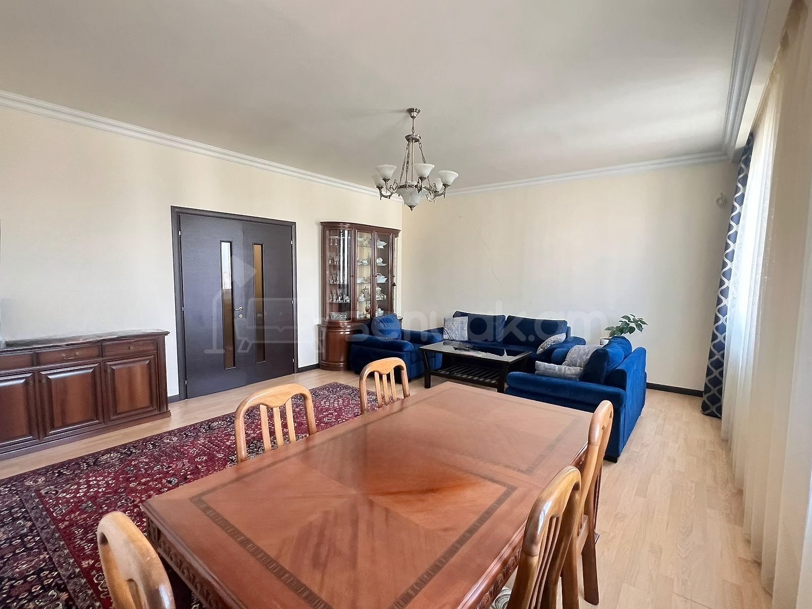 3 Սենյականոց Բնակարան Նորակառույցում, 118քմ, 10/16 հարկ, Կապիտալ Վերանորոգված