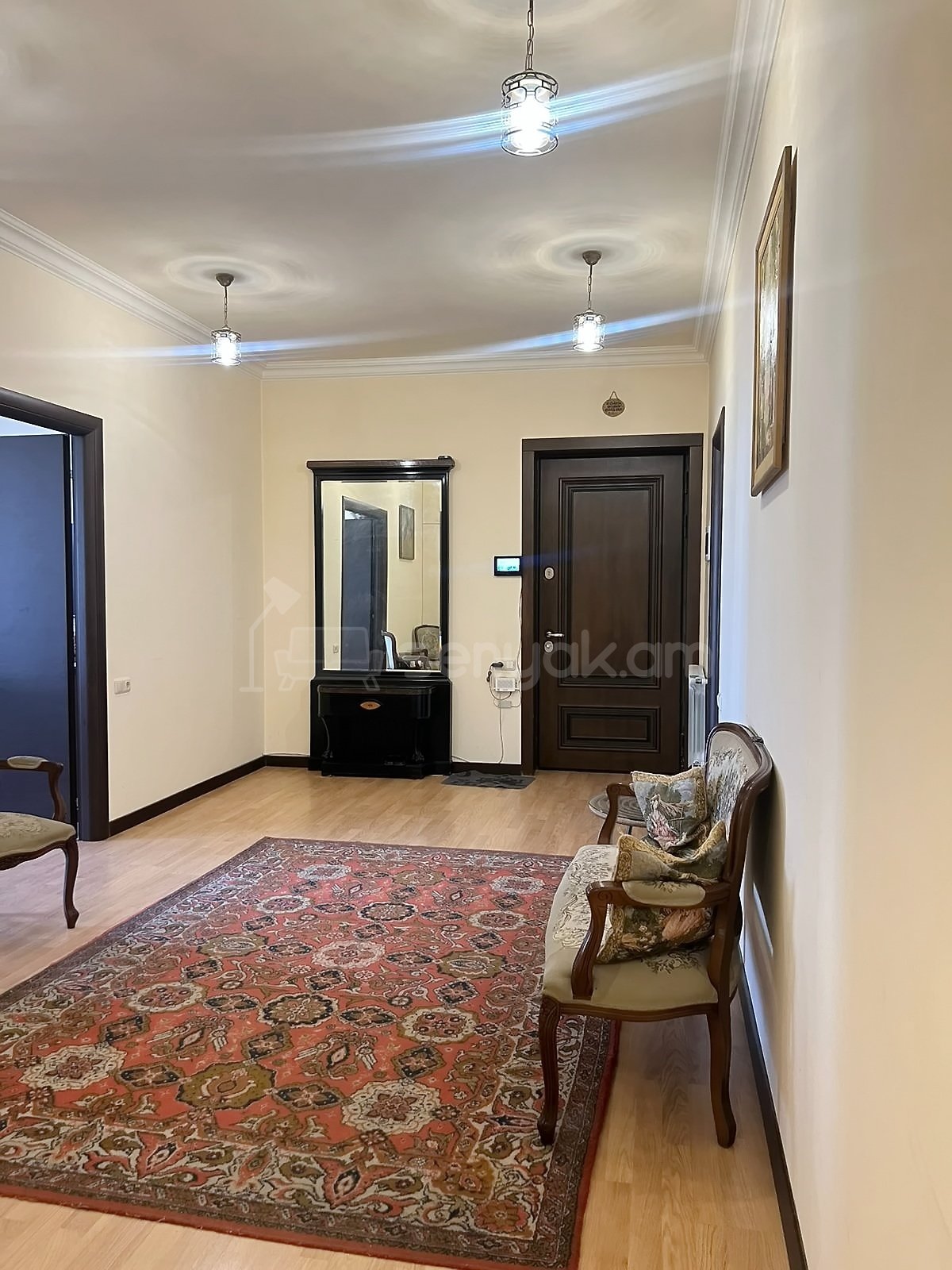 3 Սենյականոց Բնակարան Նորակառույցում, 118քմ, 10/16 հարկ, Կապիտալ Վերանորոգված