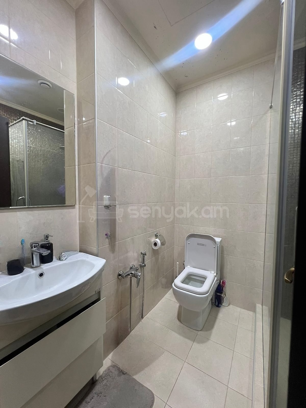 3 Սենյականոց Բնակարան Նորակառույցում, 118քմ, 10/16 հարկ, Կապիտալ Վերանորոգված