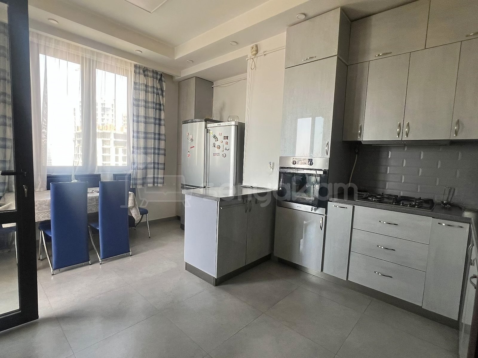 3 Սենյականոց Բնակարան Նորակառույցում, 118քմ, 10/16 հարկ, Կապիտալ Վերանորոգված