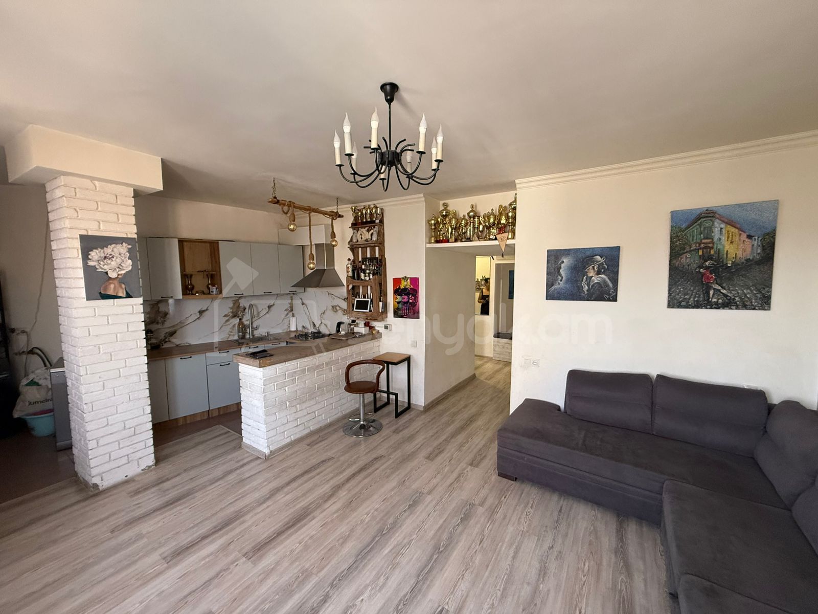 3 Սենյականոց Բնակարան Նորակառույցում, 68քմ, 12/12 հարկ, Կապիտալ Վերանորոգված