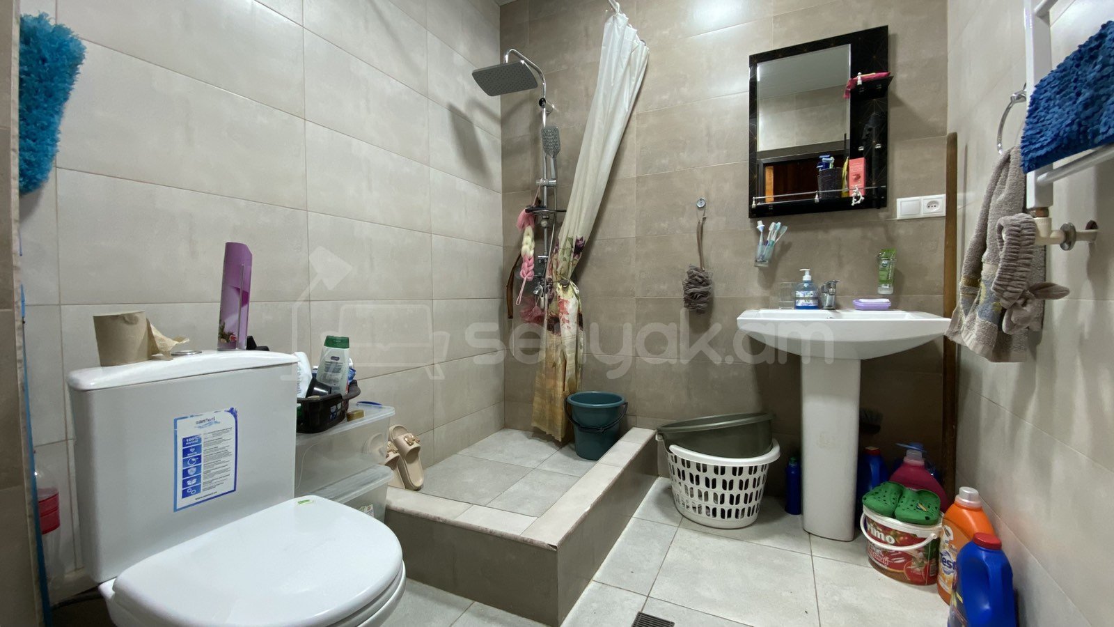 3 Սենյականոց Բնակարան Քարե Շենքում, 84քմ, 6/6 հարկ, Կապիտալ Վերանորոգված