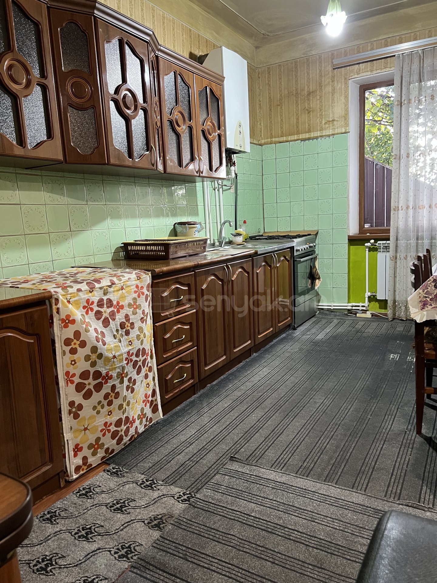 4 Սենյականոց Սեփական Տուն, 120քմ, Նորմալ Վիճակում, Կահավորված, Ավտոտնակով