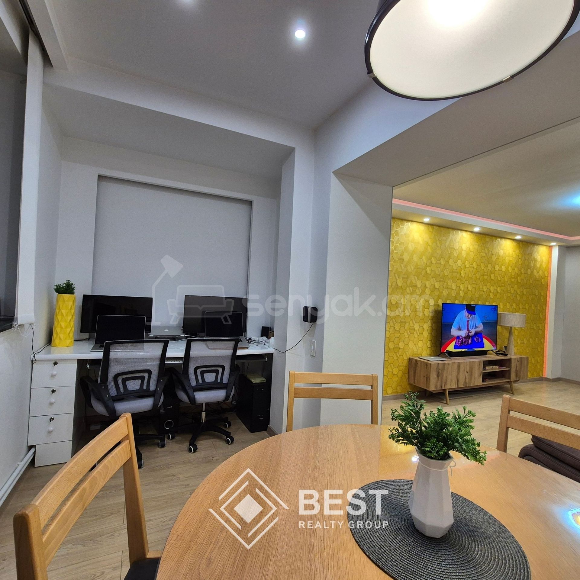 3 Սենյականոց Բնակարան Քարե Շենքում, 83քմ, 5/5 հարկ, Կապիտալ Վերանորոգված