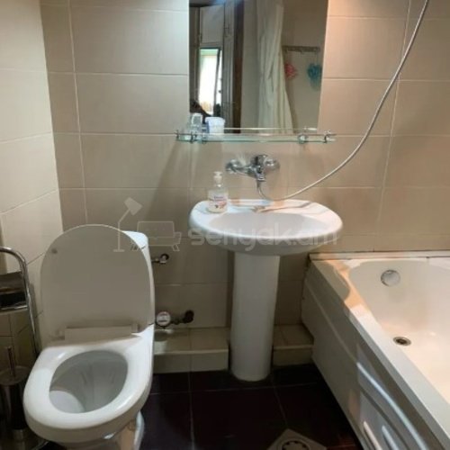 2 Սենյականոց Բնակարան Քարե Շենքում, 60քմ, 2/5 հարկ, Կապիտալ Վերանորոգված, Կահավորված, Արևկող