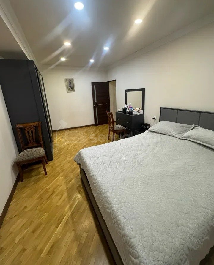 3 Սենյականոց Բնակարան, 95քմ, 4/9 հարկ, Կապիտալ Վերանորոգված