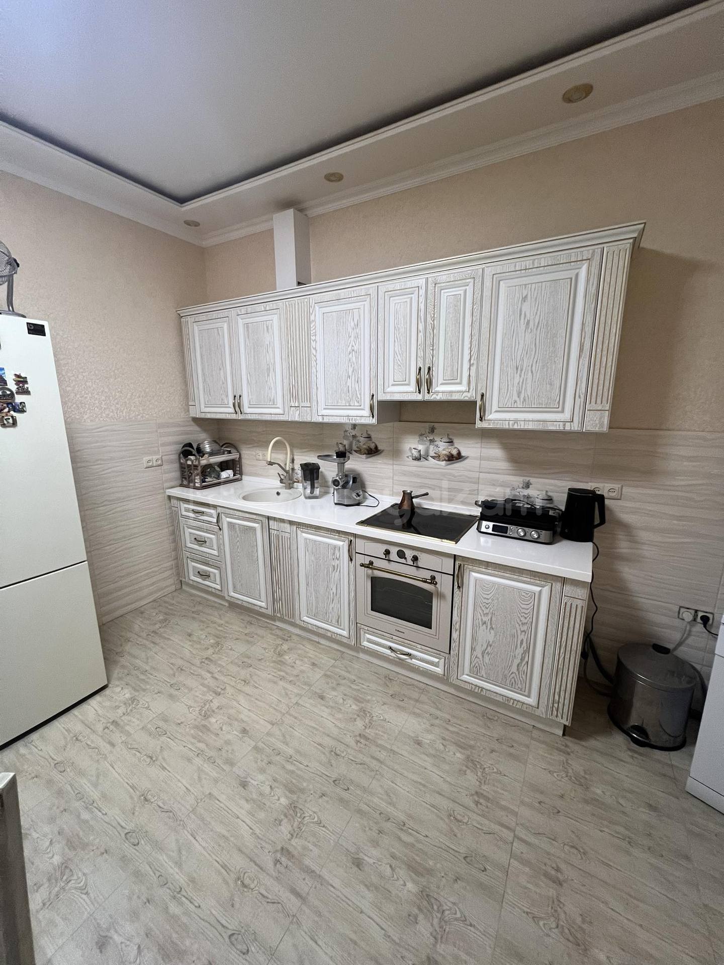 4 Սենյականոց Բնակարան Նորակառույցում, 133քմ, 10/16 հարկ, Կապիտալ Վերանորոգված