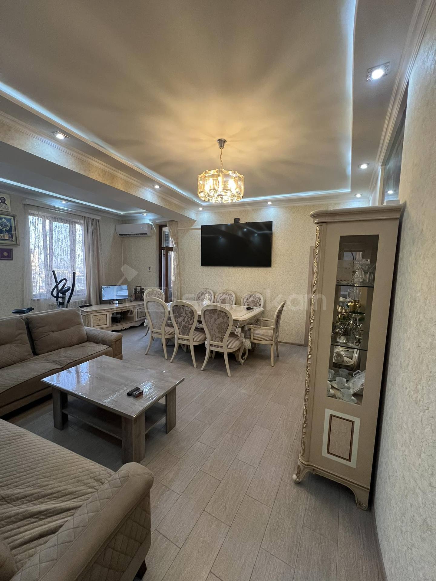 4 Սենյականոց Բնակարան Նորակառույցում, 133քմ, 10/16 հարկ, Կապիտալ Վերանորոգված