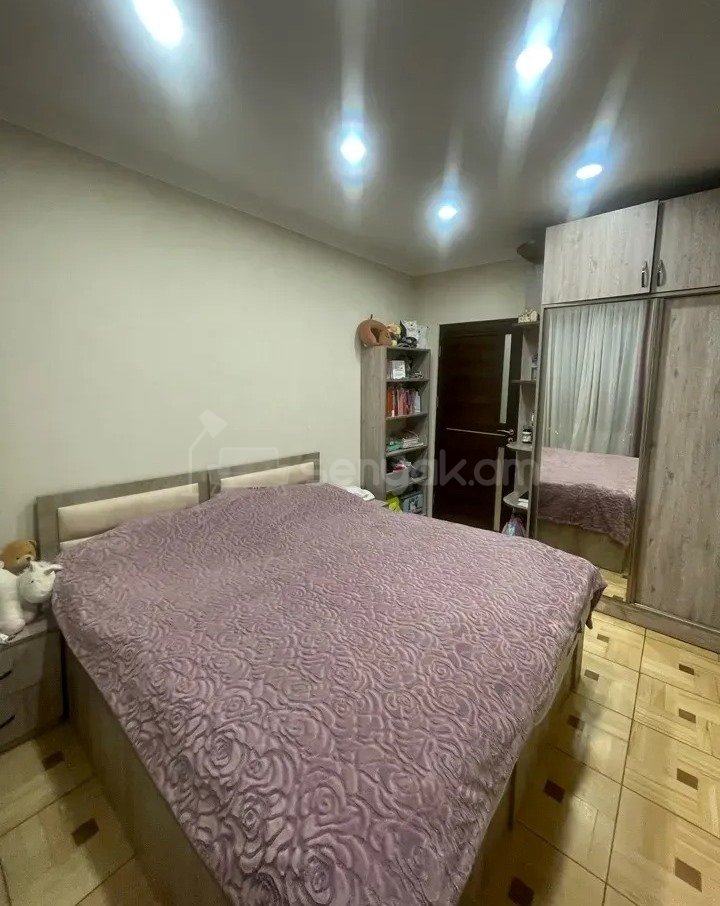 4 Սենյականոց Բնակարան, 95քմ, 4/9 հարկ, Կապիտալ Վերանորոգված