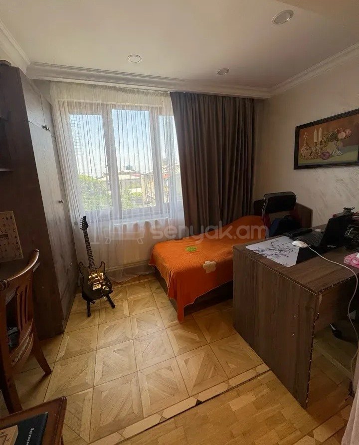 4 Սենյականոց Բնակարան, 95քմ, 4/9 հարկ, Կապիտալ Վերանորոգված