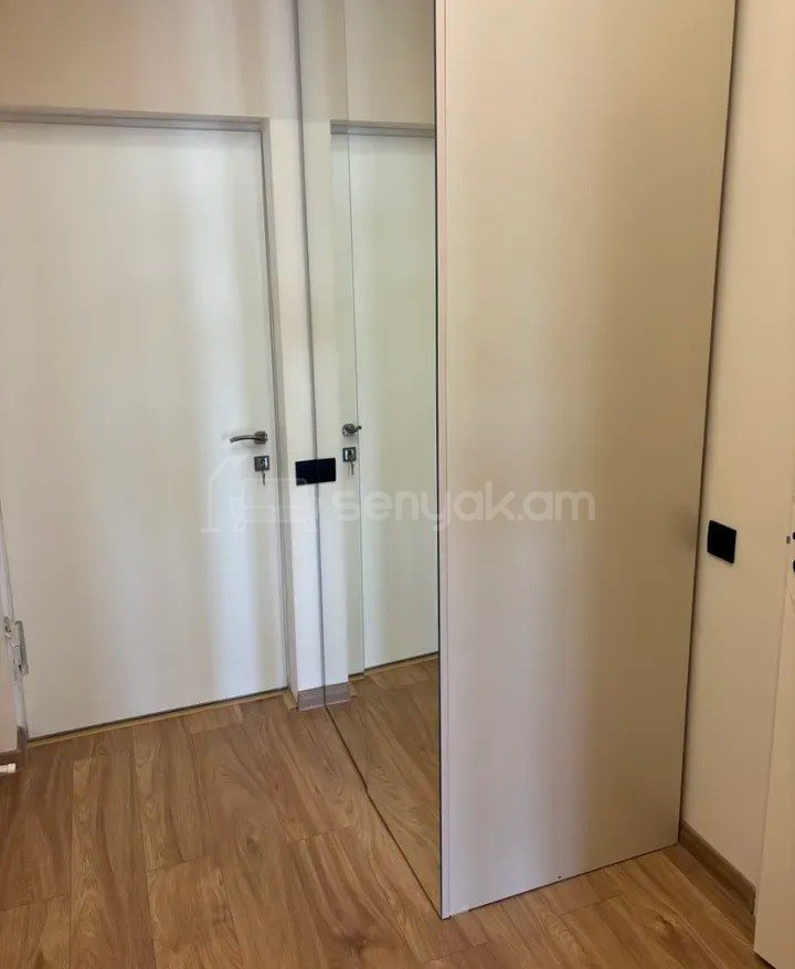 2 Սենյականոց Բնակարան Նորակառույցում, 44քմ, 9/14 հարկ, Կապիտալ Վերանորոգված