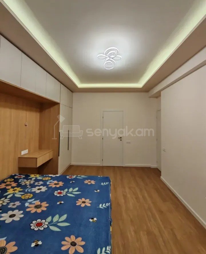 5 Սենյականոց Բնակարան Նորակառույցում, 122քմ, 6/14 հարկ, Կապիտալ Վերանորոգված