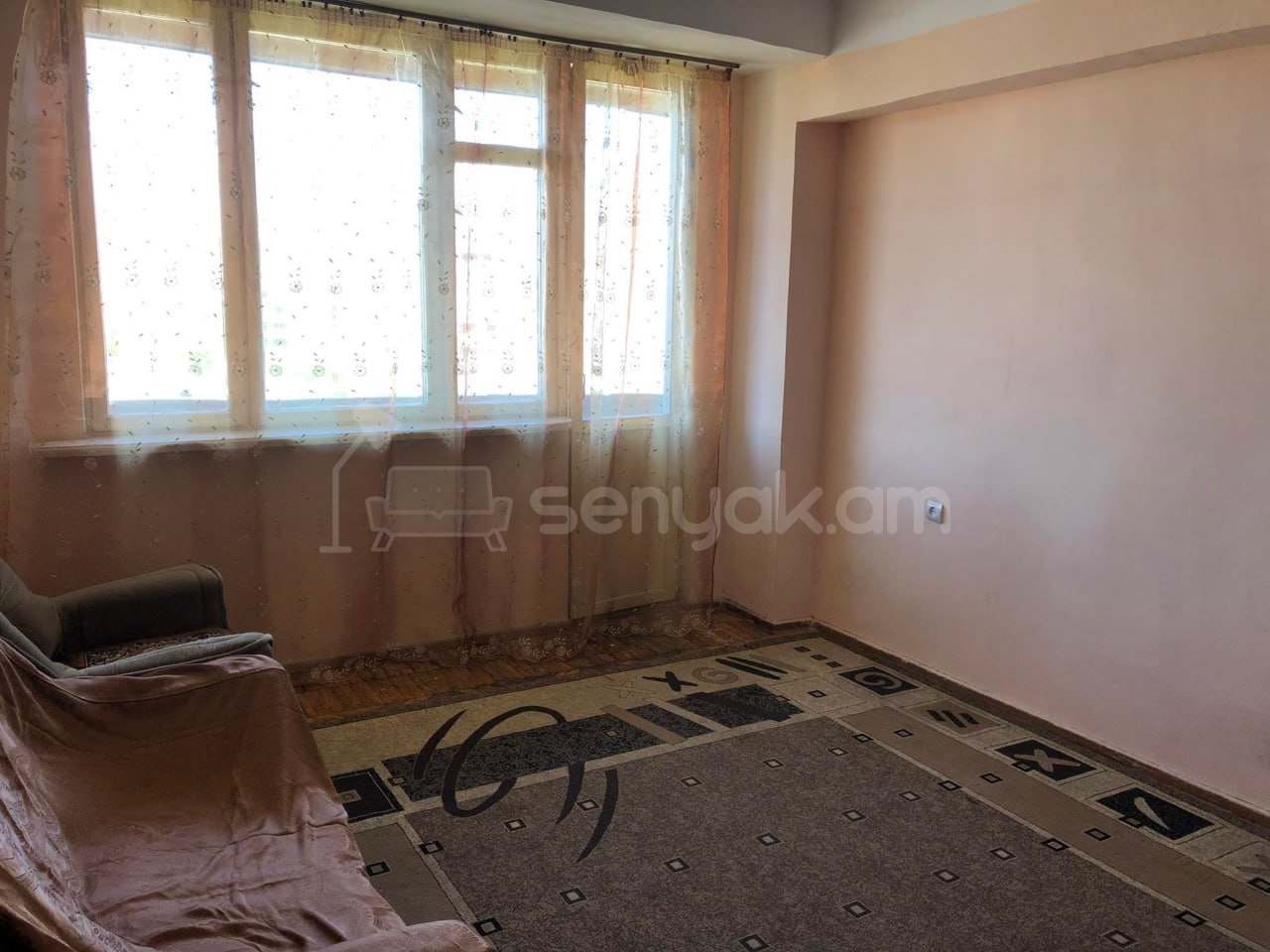 1 Սենյականոց Բնակարան, 43քմ, 8/9 հարկ, Նորմալ Վիճակում