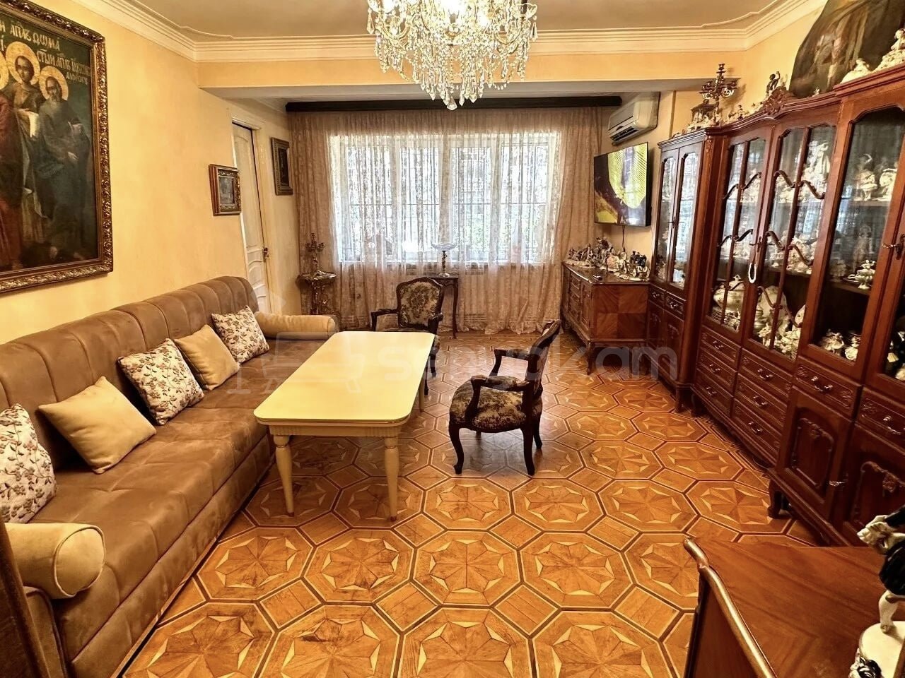 3 Սենյականոց Բնակարան Քարե Շենքում, 77քմ, 1/7 հարկ, Կապիտալ Վերանորոգված