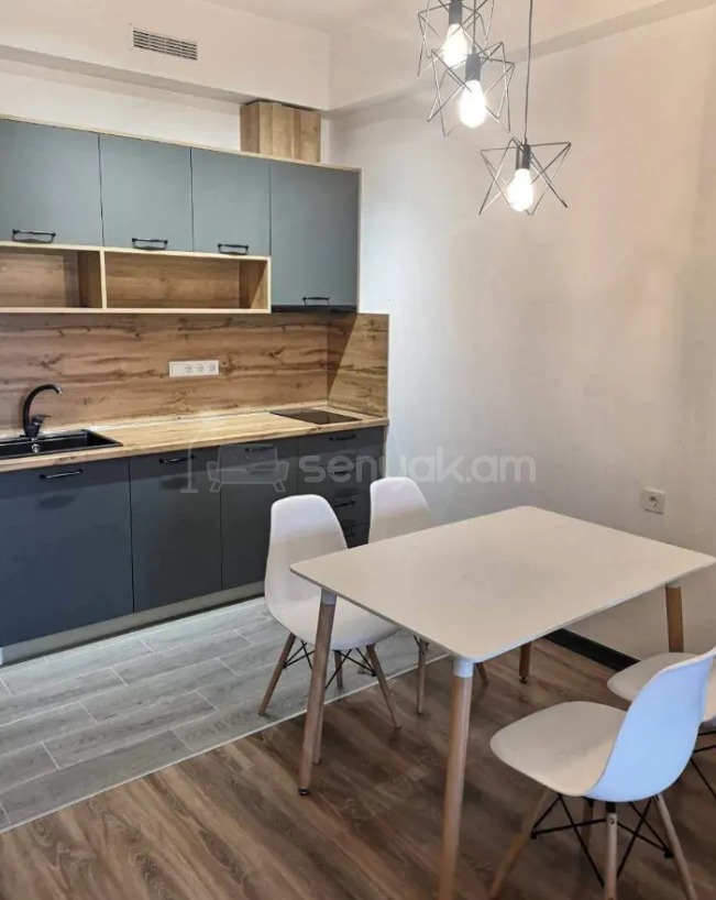 3 Սենյականոց Բնակարան, 65քմ, 6/16 հարկ, Դիզայներական Վերանորոգված, Կահավորված, Արևկող