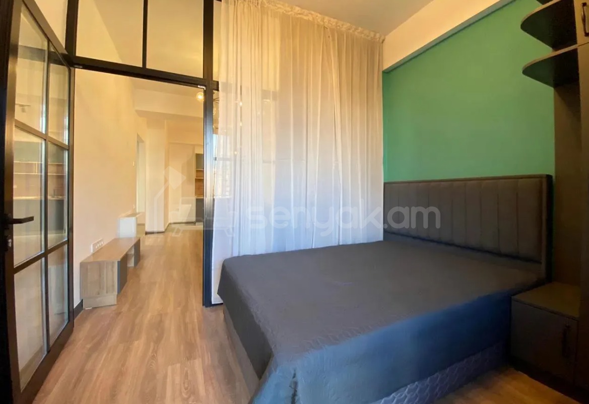 3 Սենյականոց Բնակարան, 65քմ, 6/16 հարկ, Դիզայներական Վերանորոգված, Կահավորված, Արևկող