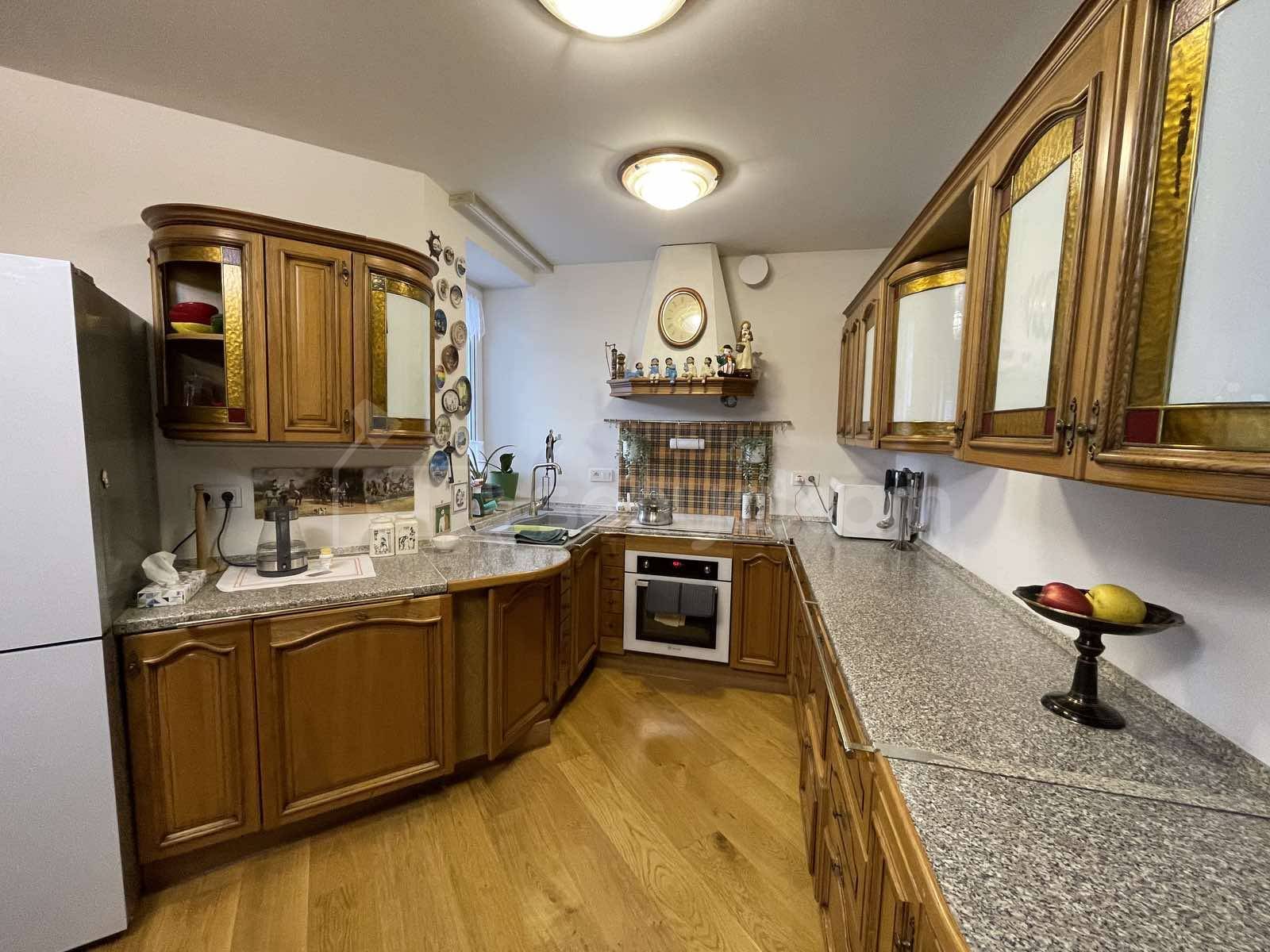 3 Սենյականոց Բնակարան Նորակառույցում, 108քմ, 2/4 հարկ, Կապիտալ Վերանորոգված