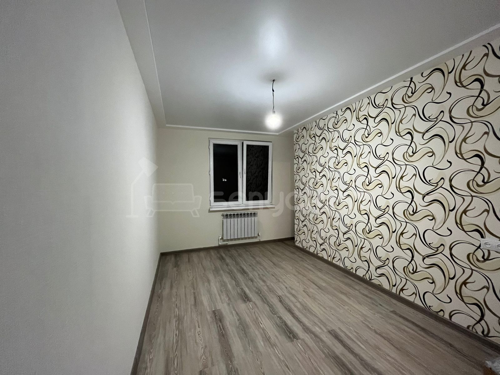 3 Սենյականոց Բնակարան Քարե Շենքում, 71քմ, 5/5 հարկ, Կապիտալ Վերանորոգված