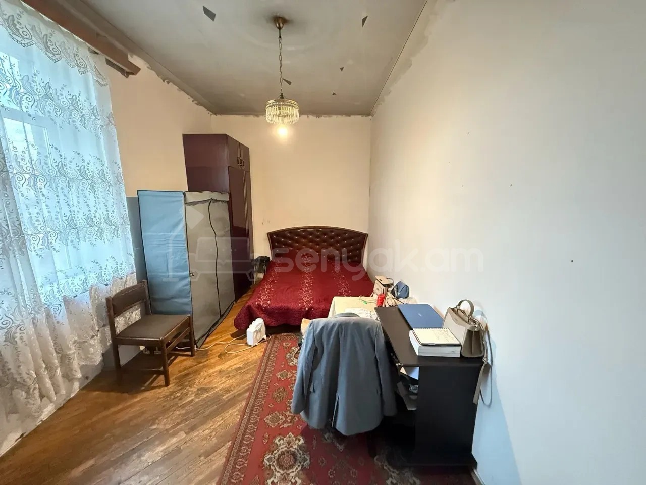 3 Սենյականոց Բնակարան Քարե Շենքում, 70քմ, 3/5 հարկ, Պետական Վիճակում