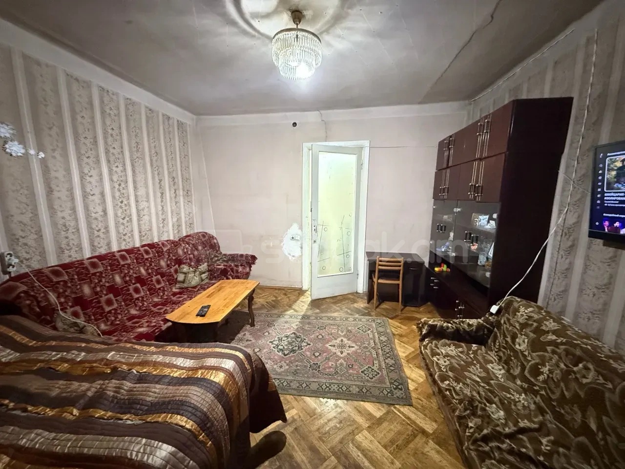 3 Սենյականոց Բնակարան Քարե Շենքում, 70քմ, 3/5 հարկ, Պետական Վիճակում