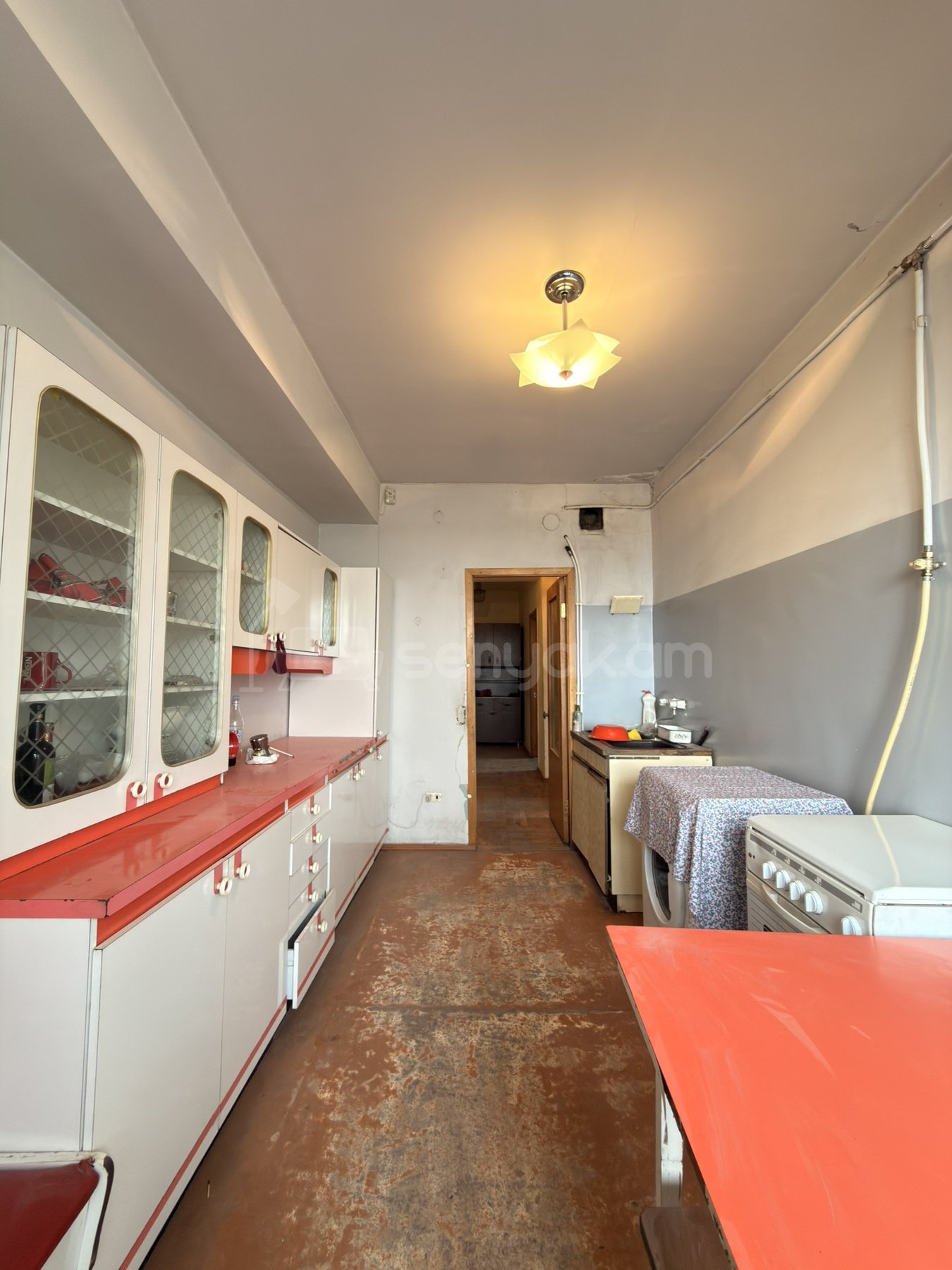 3 Սենյականոց Բնակարան, 84քմ, 11/14 հարկ, Պետական Վիճակում