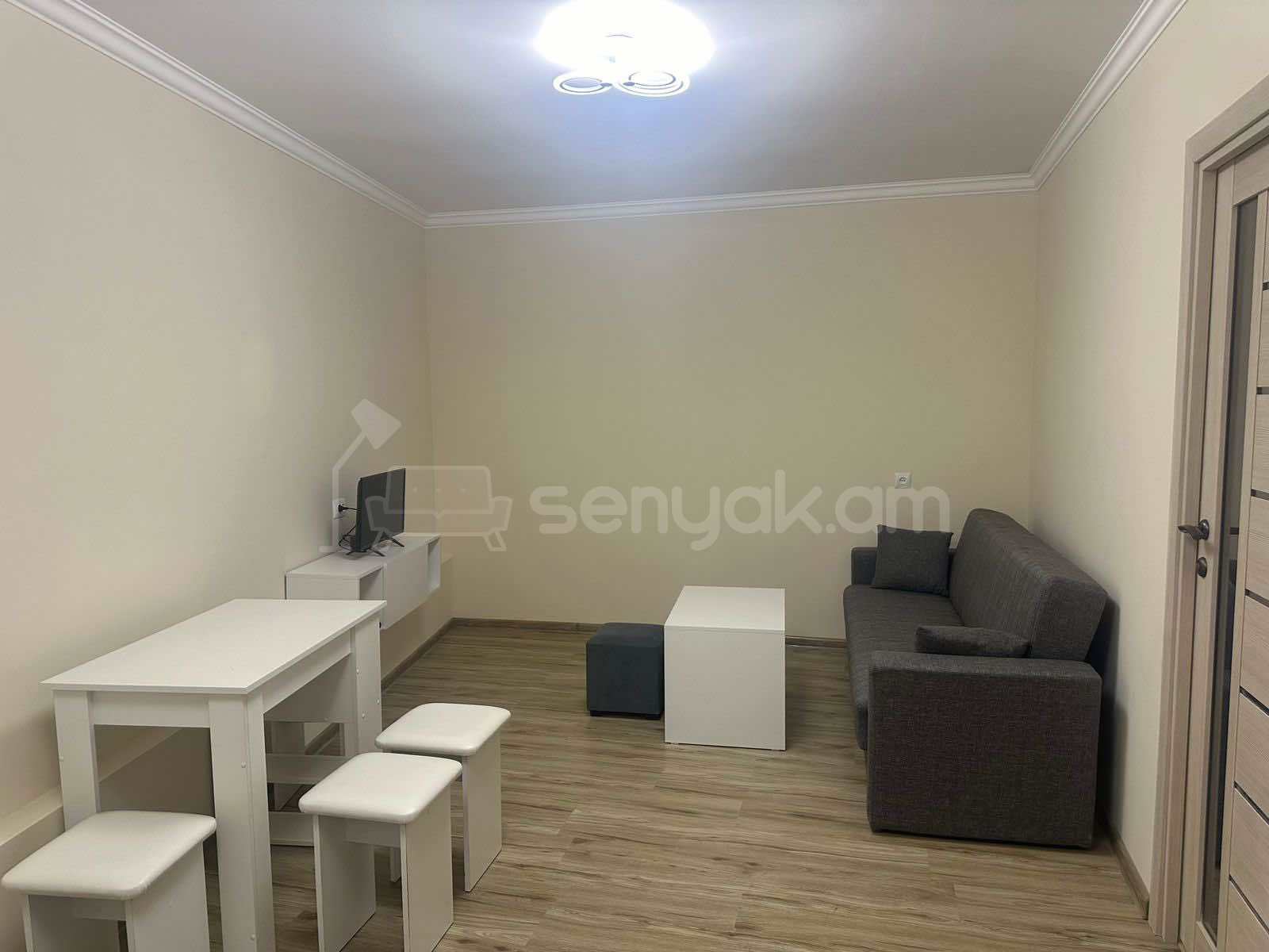 2 Սենյականոց Սեփական Տուն, 50քմ, Կապիտալ Վերանորոգված, Կահավորված