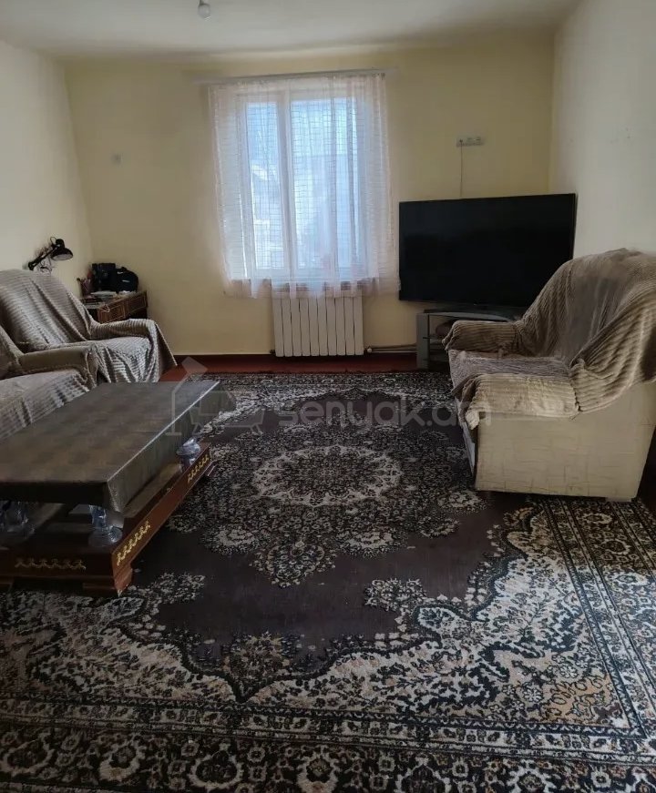 2 Սենյականոց Բնակարան Քարե Շենքում, 56քմ, 1/1 հարկ, Նորմալ Վիճակում, Կահավորված