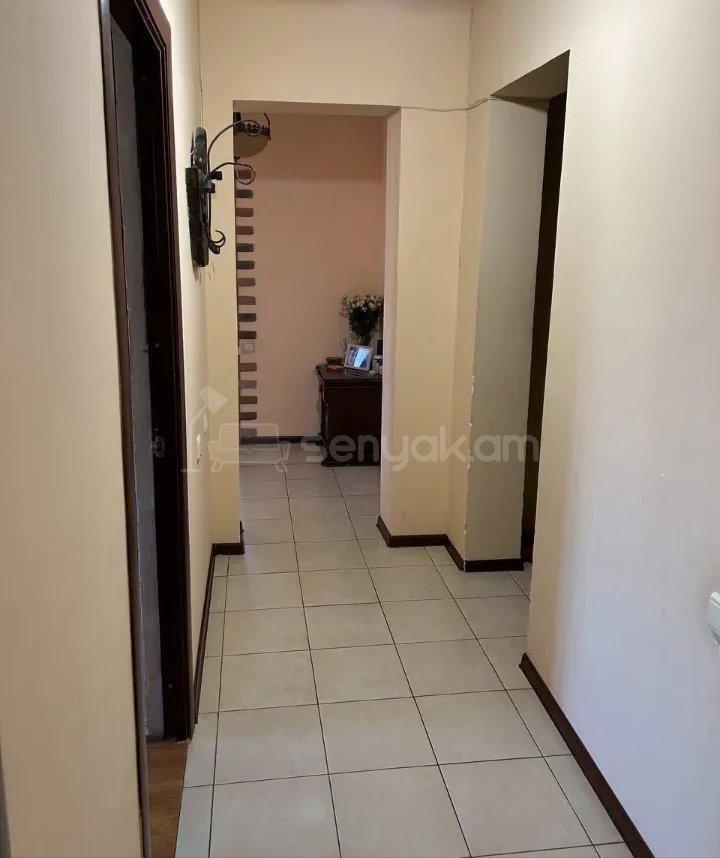 3 Սենյականոց Բնակարան, 85քմ, 3/9 հարկ, Կապիտալ Վերանորոգված, Կահավորված, Արևկող