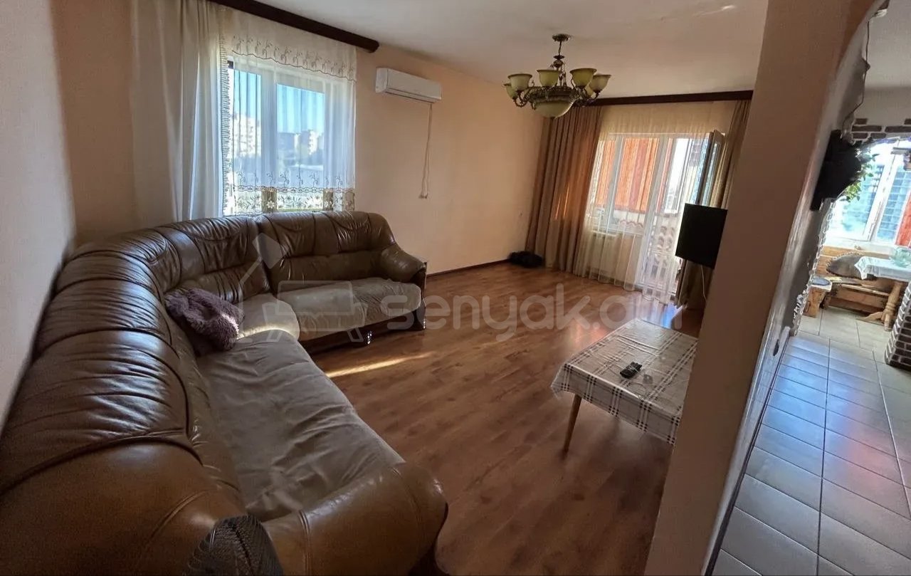 3 Սենյականոց Բնակարան, 85քմ, 3/9 հարկ, Կապիտալ Վերանորոգված, Կահավորված, Արևկող