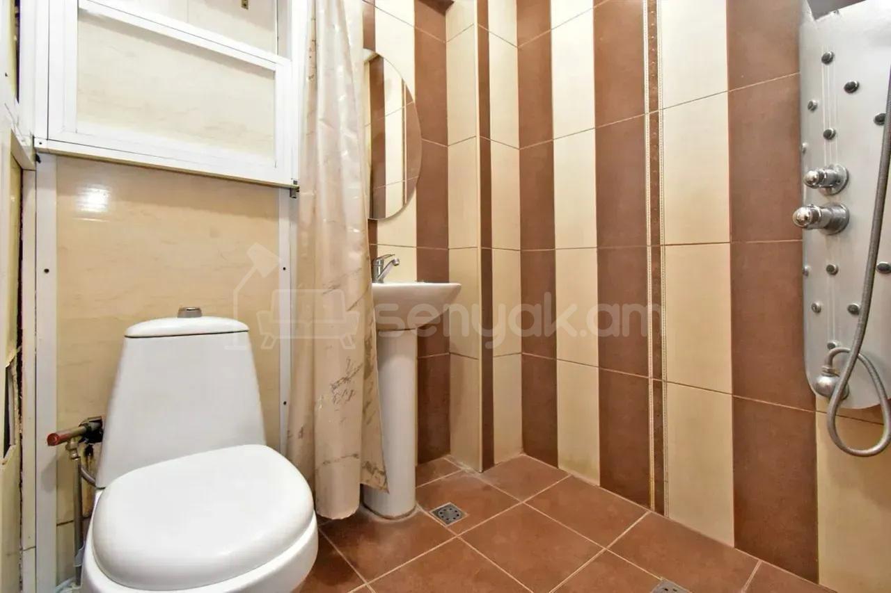 1 Սենյականոց Բնակարան, 40քմ, 2/12 հարկ, Կապիտալ Վերանորոգված