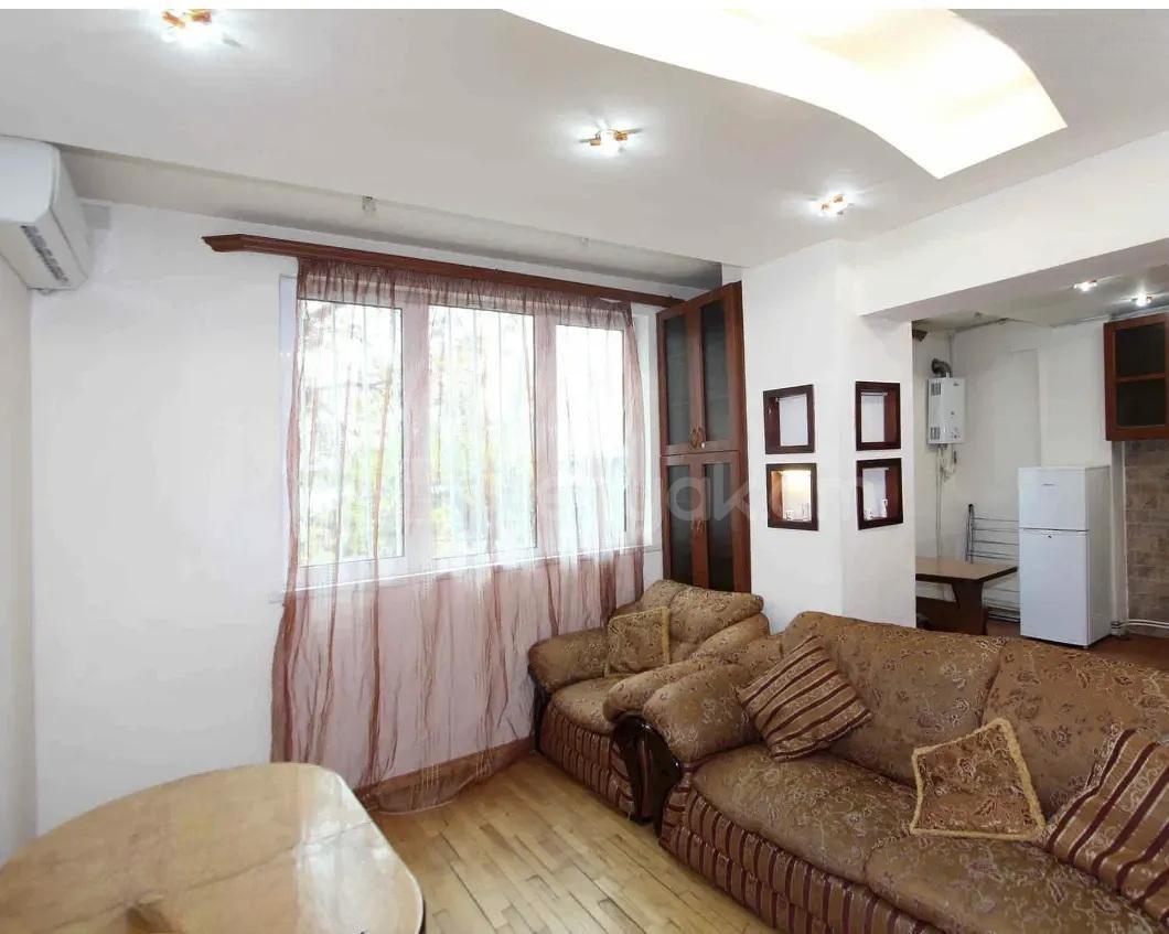 1 Սենյականոց Բնակարան, 40քմ, 2/12 հարկ, Կապիտալ Վերանորոգված