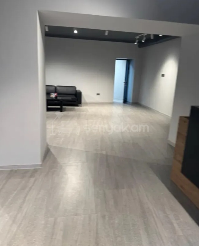 Օֆիսային Տարածք, 260քմ