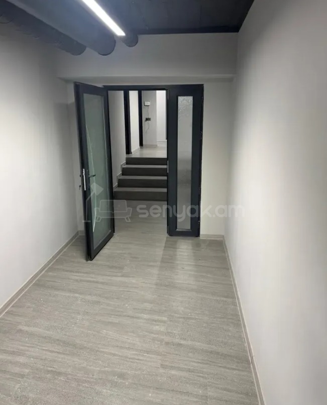 Օֆիսային Տարածք, 260քմ