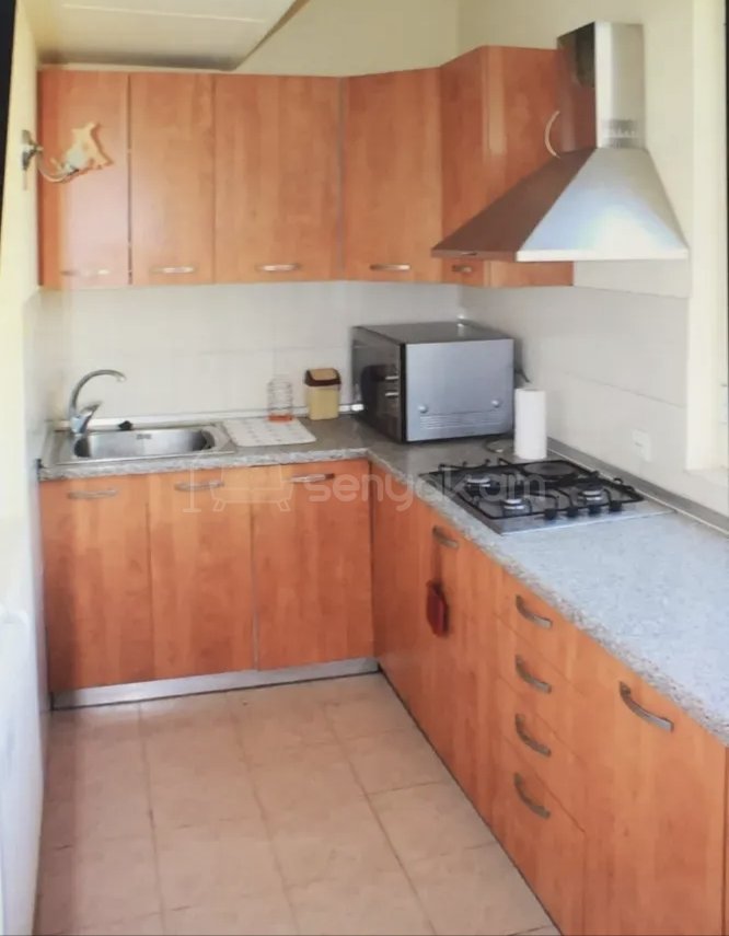 2 Սենյականոց Բնակարան Քարե Շենքում, 50քմ, 3/9 հարկ, Նորմալ Վիճակում, Կահավորված, Արևկող