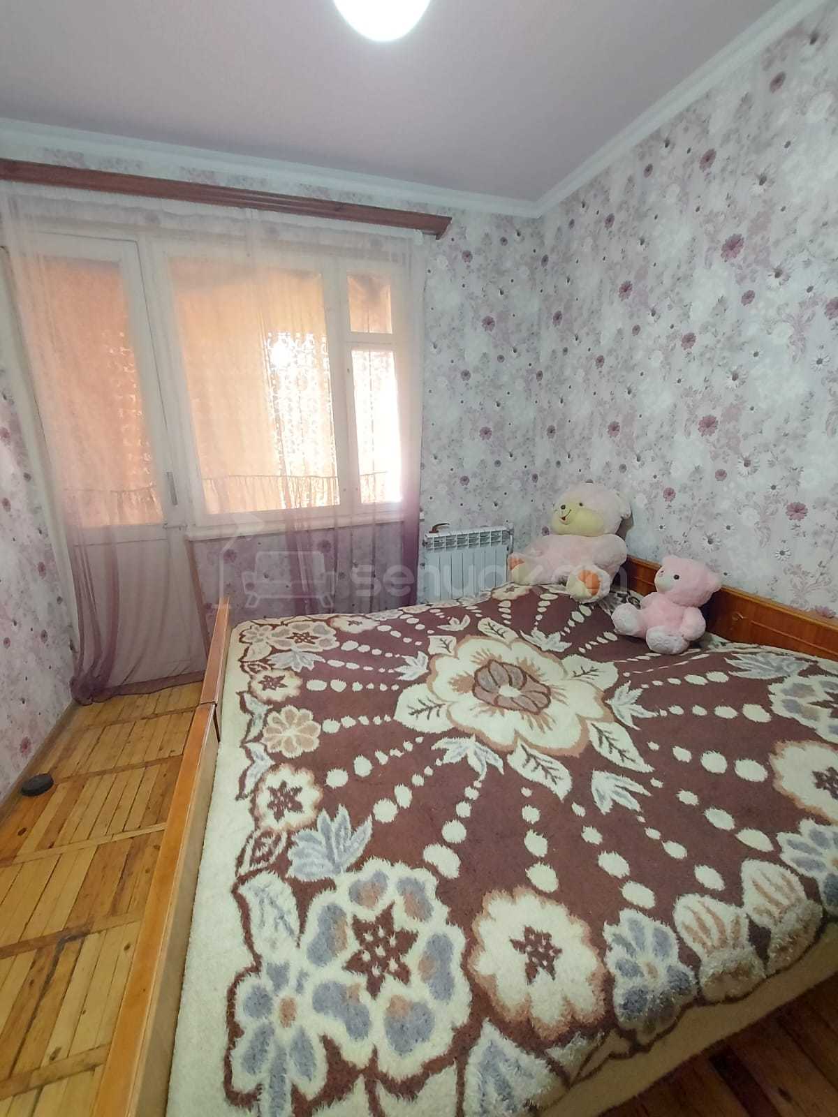 3 Սենյականոց Բնակարան, 82քմ, 12/14 հարկ, Նորմալ Վիճակում