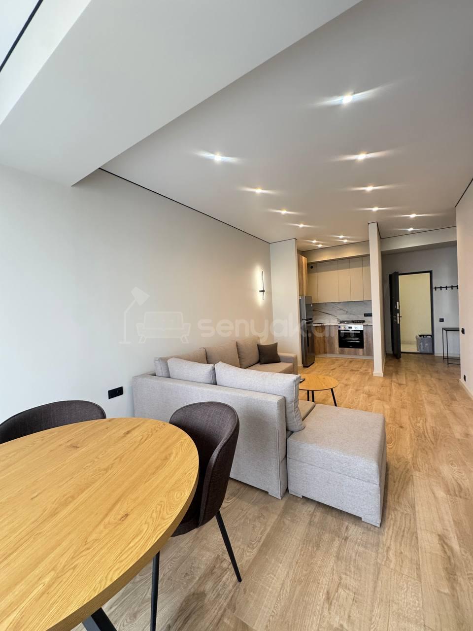 2 Սենյականոց Բնակարան, 54քմ, 14/16 հարկ, Դիզայներական Վերանորոգված, Կահավորված, Արևկող