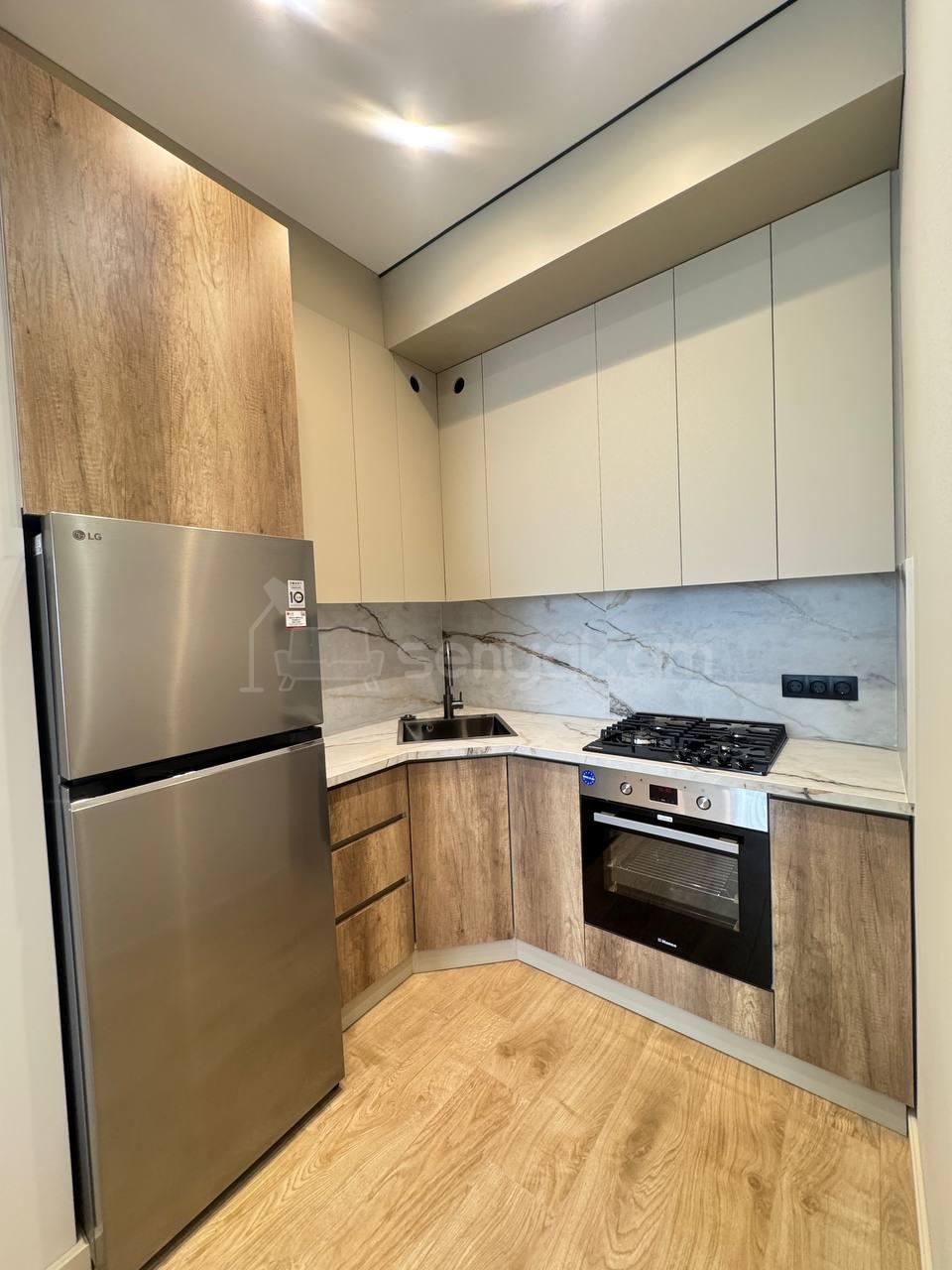 2 Սենյականոց Բնակարան, 54քմ, 14/16 հարկ, Դիզայներական Վերանորոգված, Կահավորված, Արևկող