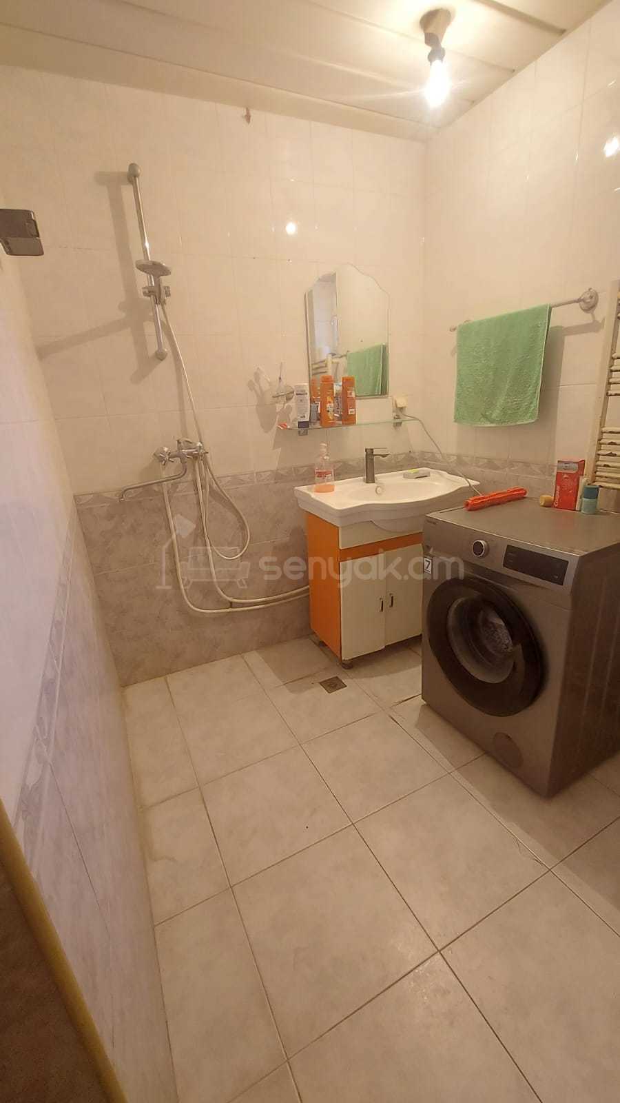 2 Սենյականոց Բնակարան, 61քմ, 3/10 հարկ, Նորմալ Վիճակում