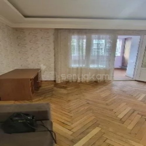 2 Սենյականոց Բնակարան Քարե Շենքում, 45քմ, 1/5 հարկ, Կոսմետիկ Վերանորոգված, Կահավորված, Արևկող