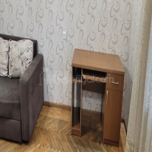 2 Սենյականոց Բնակարան Քարե Շենքում, 45քմ, 1/5 հարկ, Կոսմետիկ Վերանորոգված, Կահավորված, Արևկող