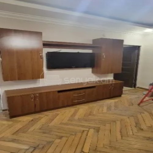 2 Սենյականոց Բնակարան Քարե Շենքում, 45քմ, 1/5 հարկ, Կոսմետիկ Վերանորոգված, Կահավորված, Արևկող